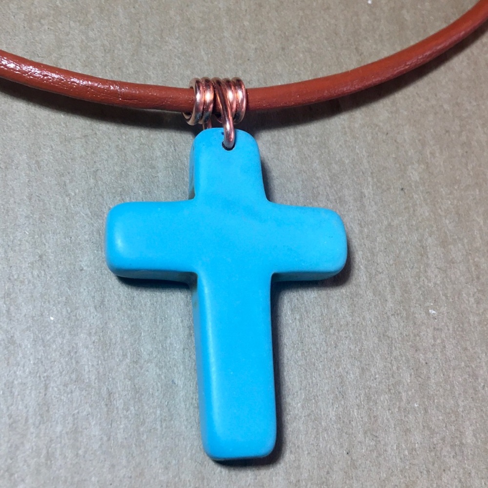 16” Turquoise Howlite Cross Leather  Necklace - Picture 2 of 6